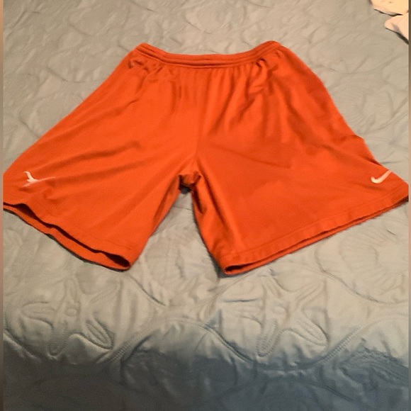 Nike Texas Longhorns Shorts - Large - Picture 1 of 5